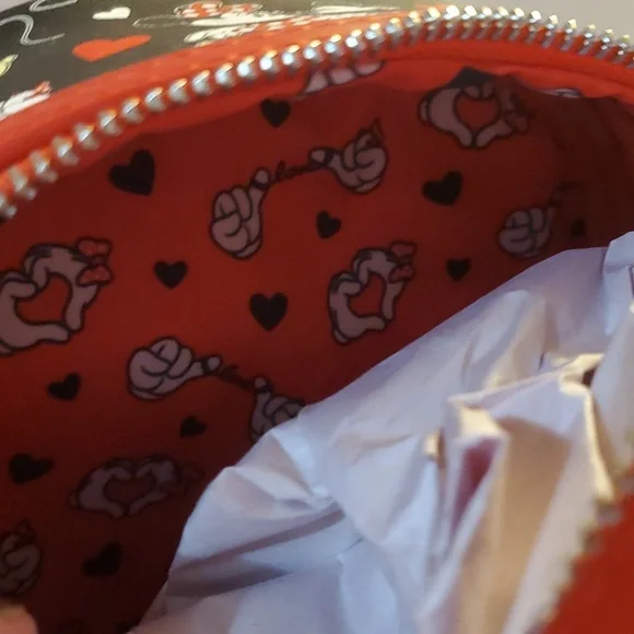 Loungefly Minnie & Mickey bag - Picture 4 of 5